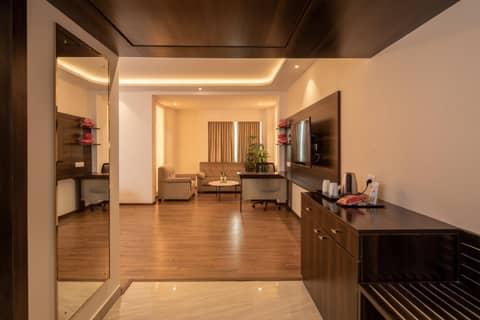 Goldfinch Hotel Bangalore — photo 6