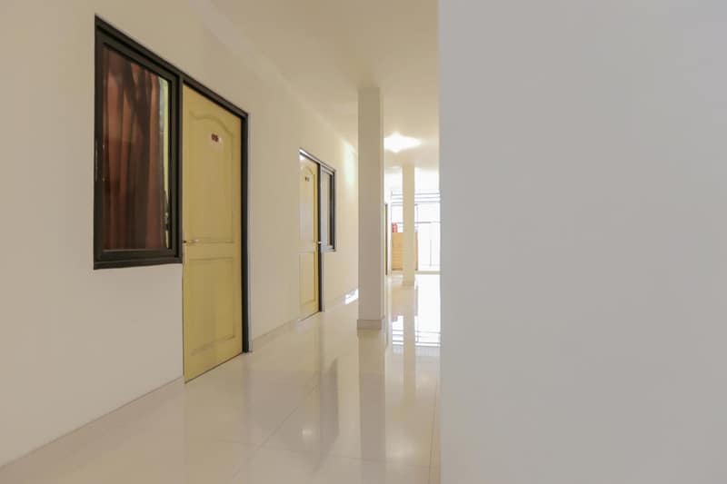 Capital O 141 Fatmawati Cozy Residence — building