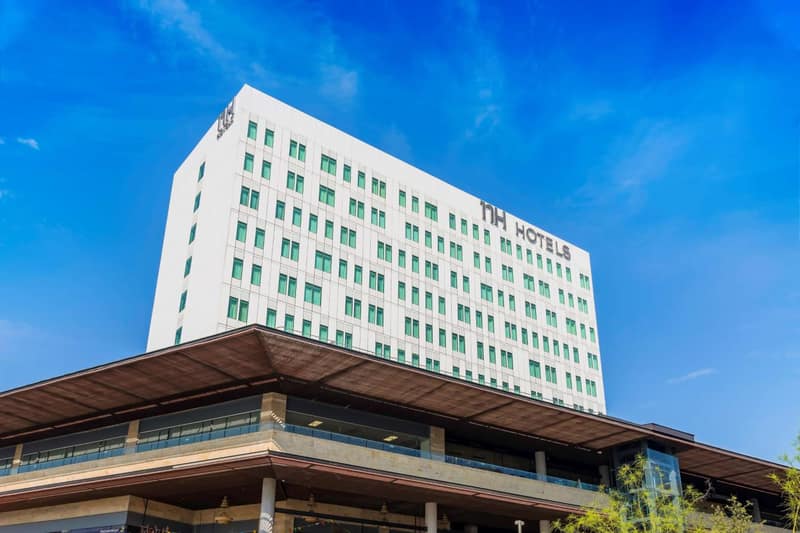 NH Monterrey La Fe — building