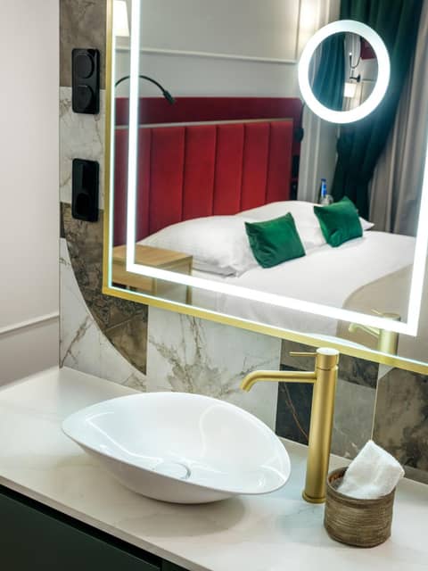 Hotel Golden Queen — photo 4