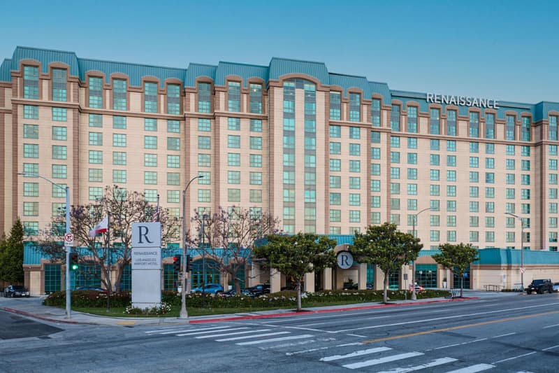 Renaissance Los Angeles Airport Hotel — building