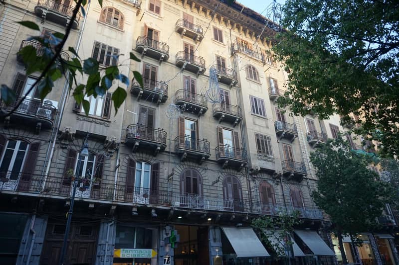 Hotel Ambasciatori — building