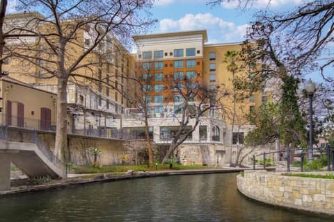 Hampton Inn & Suites on the San Antonio Riverwalk — photo 8