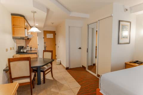 Irazú Hotel & Studios — photo 2