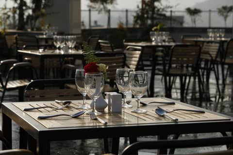 Hotel Arts Kathmandu — dining