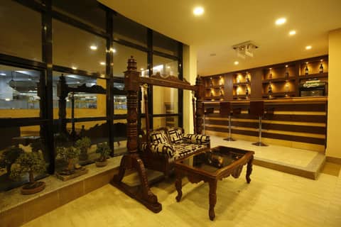 Hotel Arts Kathmandu — lounge