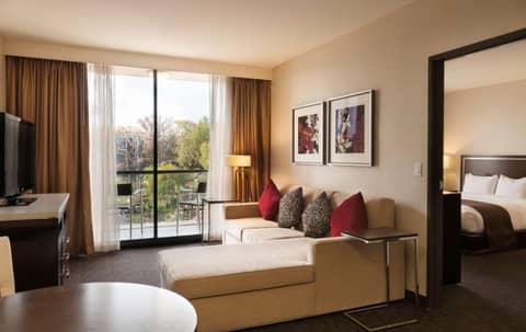 Doubletree by Hilton Los Angeles Downtown — photo 9