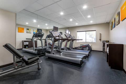 Comfort Inn & Suites Phoenix North - Deer Valley — photo 8