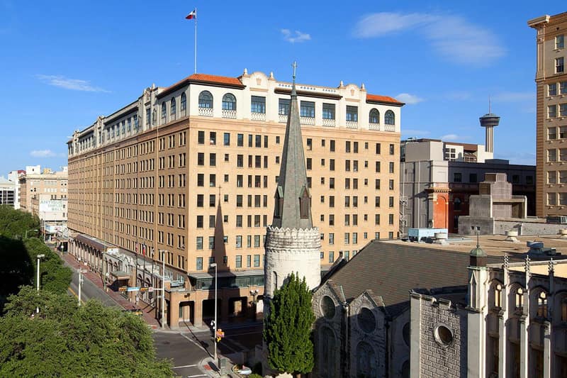 The St. Anthony, a Luxury Collection Hotel, San Antonio — building