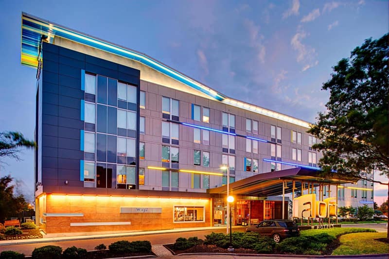 Aloft by Marriott Philadelphia Airport — building