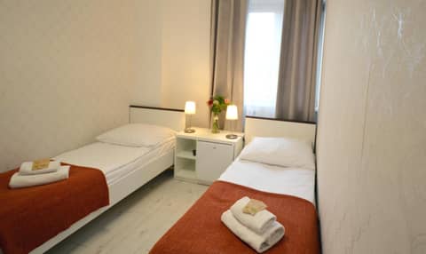 Cracow Central Aparthotel — hotel room
