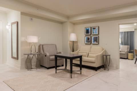 The Jung Hotel and Residences — photo 2