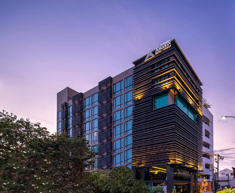 Amarin Hotel Rama 8 — building