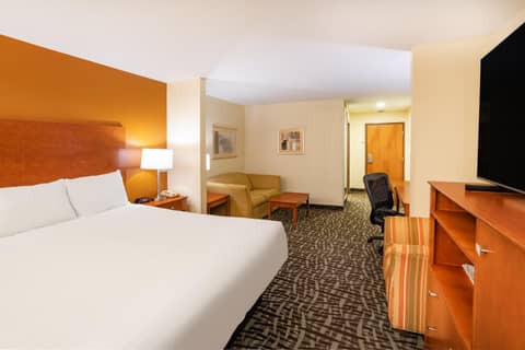 Baymont by Wyndham Savannah I-95 — photo 4