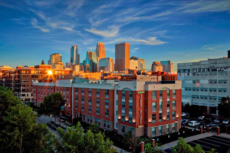 TownePlace Suites by Marriott Minneapolis Downtown/North Loop — building