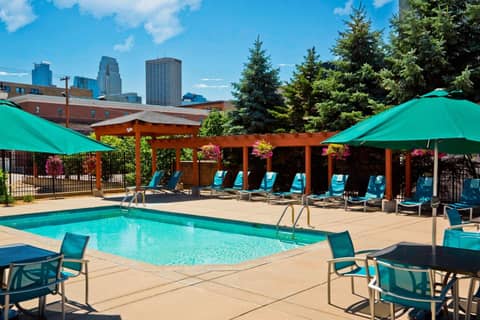 TownePlace Suites by Marriott Minneapolis Downtown/North Loop — recepcion & lobby