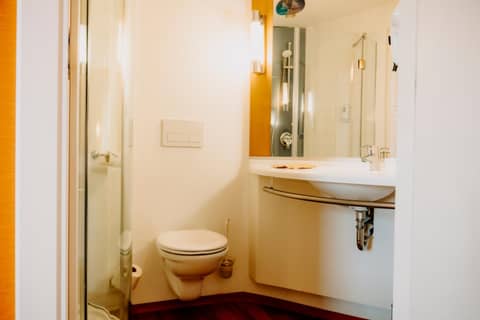Ibis Sofia Airport Hotel — photo 6