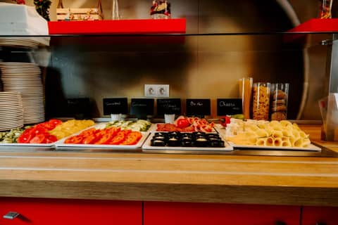 Ibis Sofia Airport Hotel — photo 8