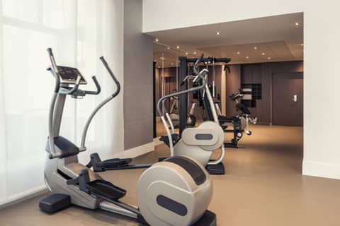 Mercure Paris Montmartre Sacré Coeur — activities & amenities