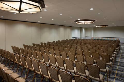 Holiday Inn & Suites Orlando SW - Celebration Area by IHG — photo 9