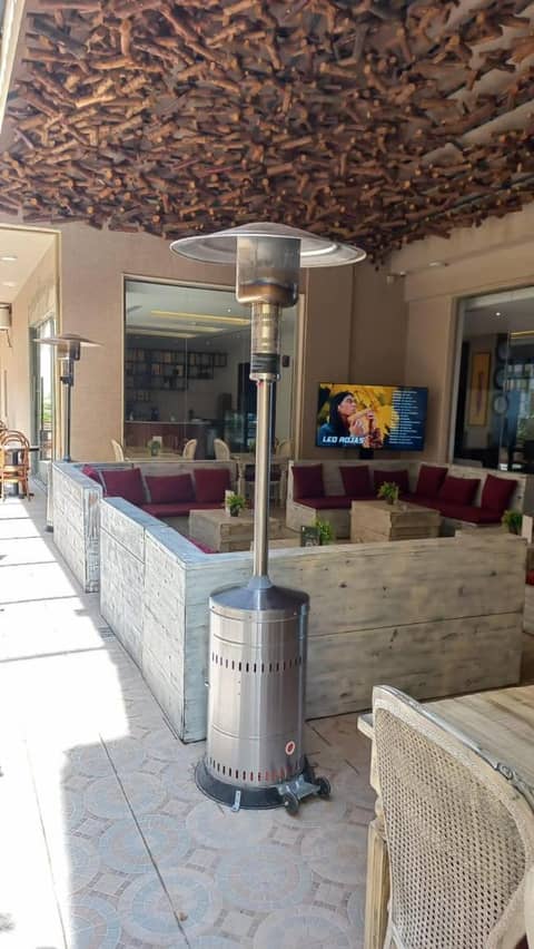 Coupard Hotel — dining