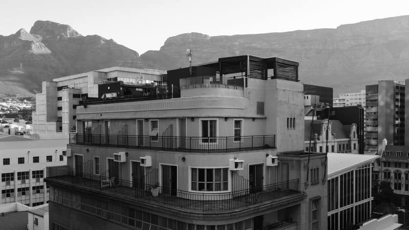Cape Diamond Boutique Hotel — building