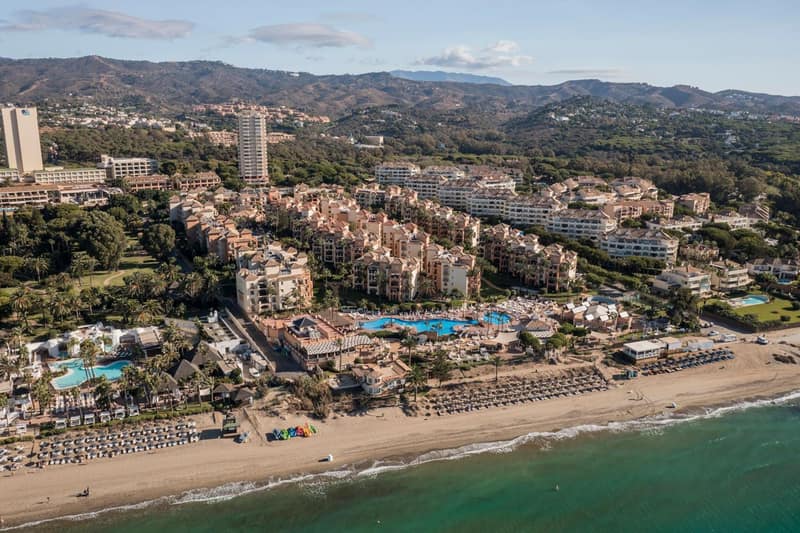 Marriott's Marbella Beach Resort — building