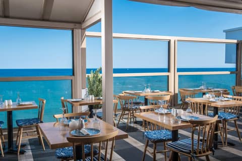 Serenity Spritz Boutique Hotel - Adults Only — dining