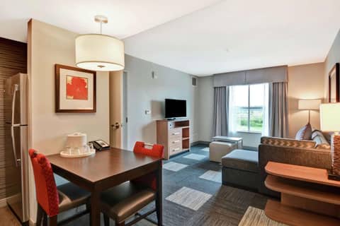 Homewood Suites TechRidge Parmer @ I-35 — photo 2