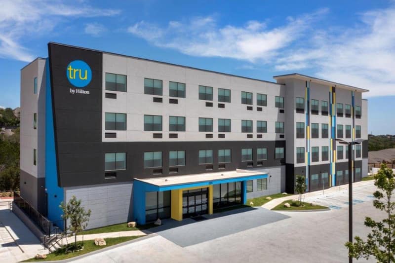 Tru By Hilton San Antonio North — building