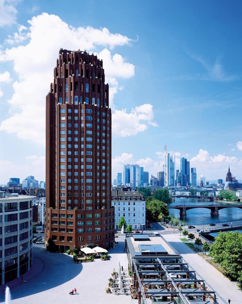 Lindner Hotel Frankfurt Main Plaza, part of JdV by Hyatt — building