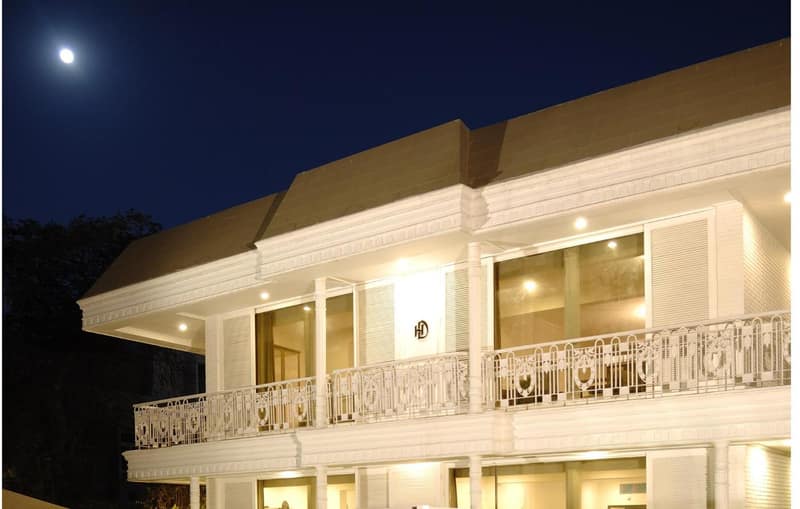 Diplomat Chanakyapuri New Delhi- A Boutique Hotel — building