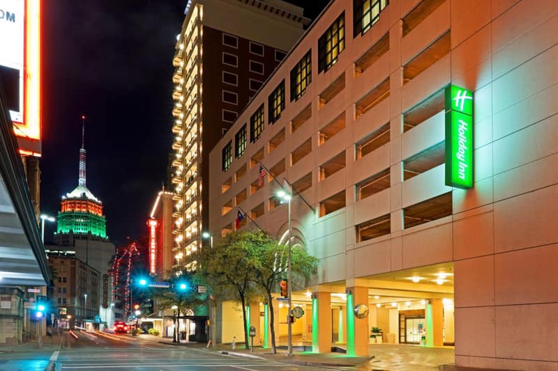 Holiday Inn San Antonio-Riverwalk by IHG — building