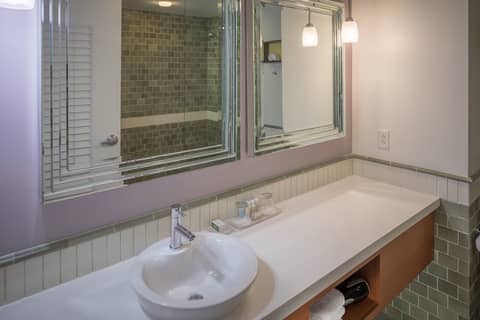 Hotel Indigo Asheville Downtown by IHG — photo 4