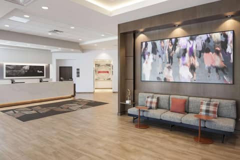 Hampton Inn & Suites Phoenix Downtown — photo 8