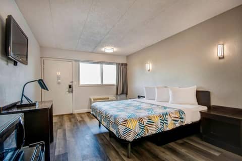 Motel 6 Columbus OH - OSU North — photo 3