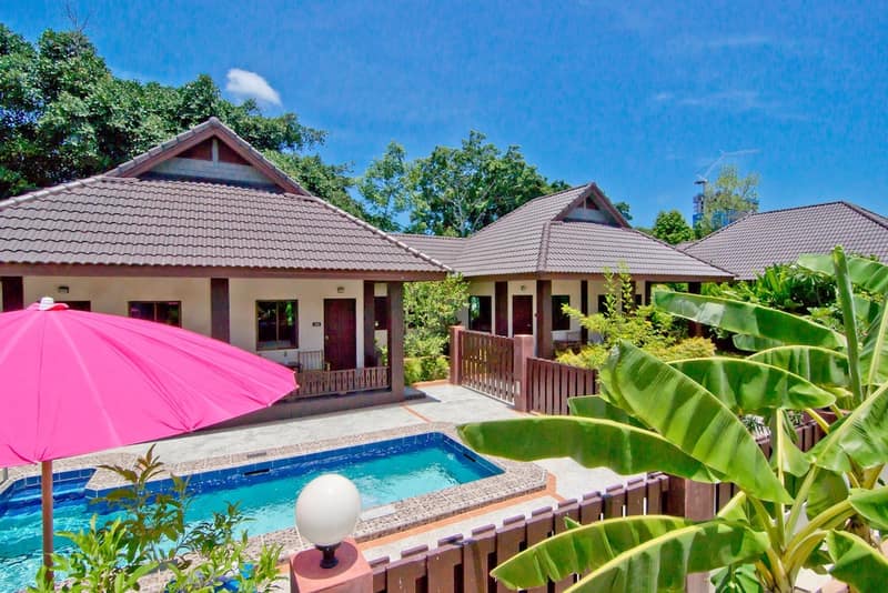 Rose Bay Resort — building