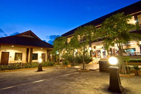 Rose Bay Resort — photo 2