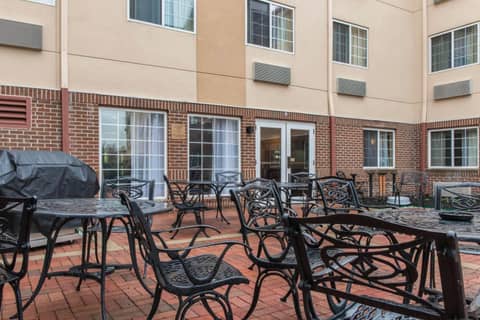 MainStay Suites Pittsburgh Airport — photo 2