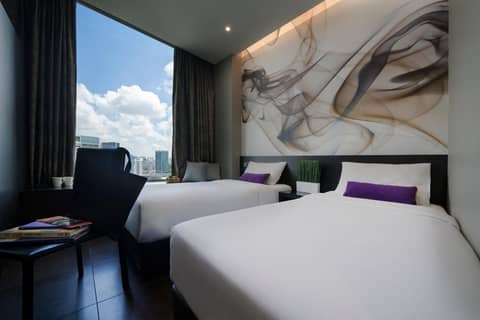 V Hotel Lavender — photo 3
