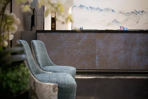 V Hotel Lavender — photo 4