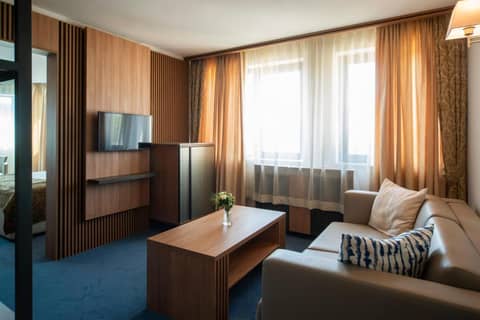 Legends Hotel — hotel room
