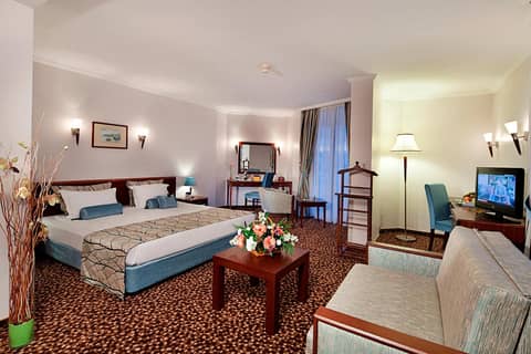 Best Western Plus Khan Hotel — photo 6