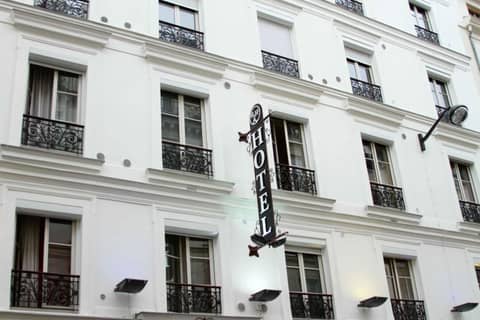Grand Hôtel Amelot — hotel building