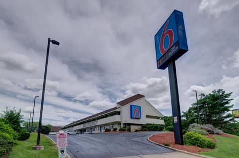 Days Inn by Wyndham Kansas City Northeast — photo 7