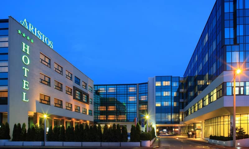 Hotel Aristos — building
