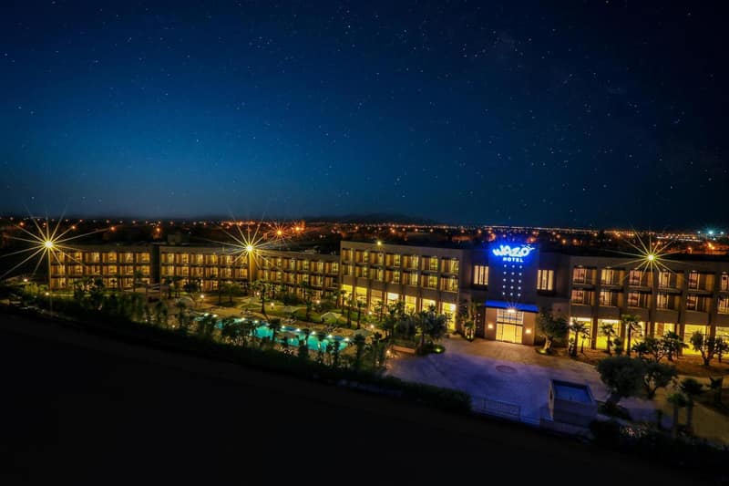 Wazo Hotel — building