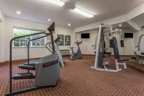 Ramada by Wyndham Portland — photo 8