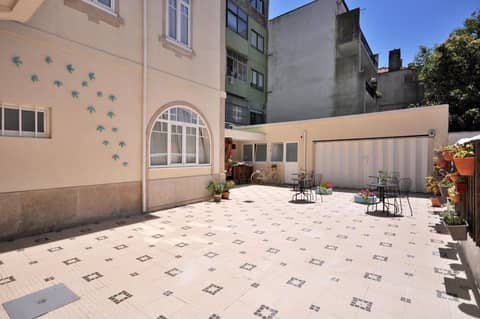 Porto Charming Hotel — parking