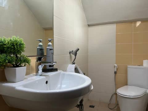 Tolani Nimman Villa Chiang Mai — bathroom